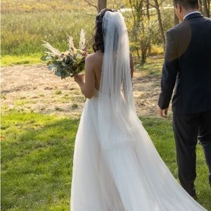 Wedding veil comb light ivory